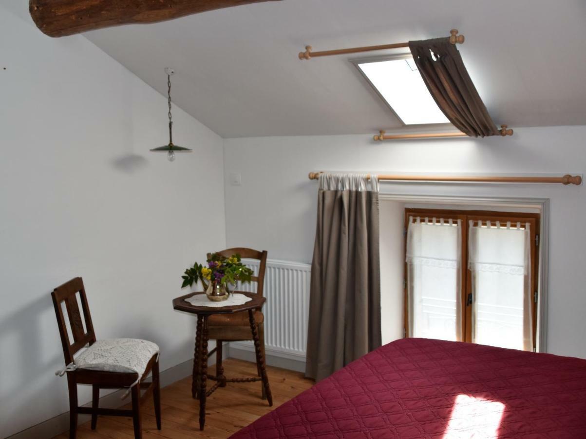 L'Embellie Bed & Breakfast Bertignat Екстериор снимка