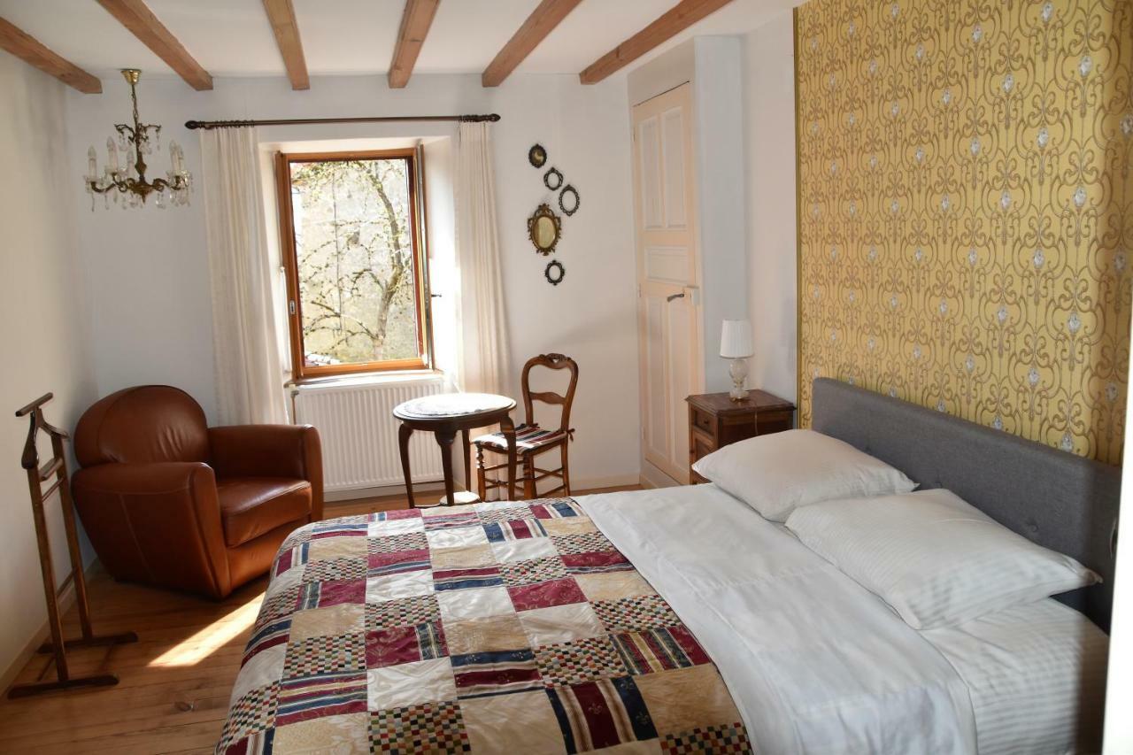L'Embellie Bed & Breakfast Bertignat Екстериор снимка